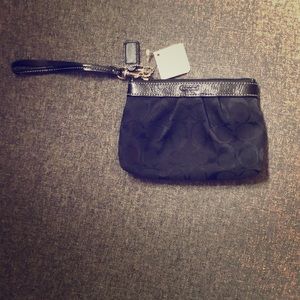 NWT beautiful COACH black wristlet